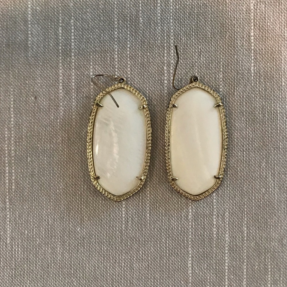 Kendra Scott Danielle Earrings - White Pearl